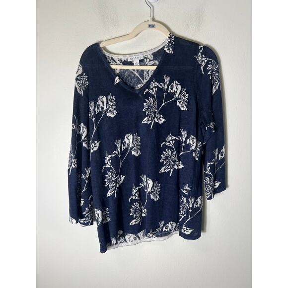 Belford Navy And White Floral Light Weight Sweater Sz XL - Picture 1 of 3